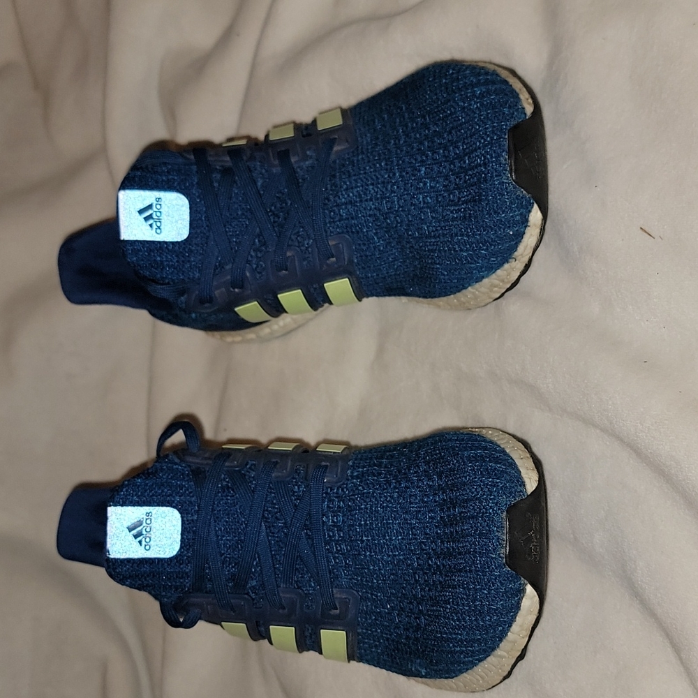Adidas Ultraboost Mens size 9